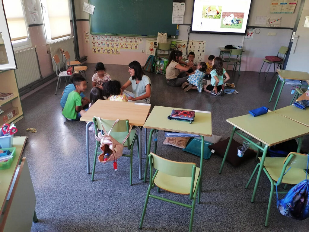 Taller infantil en escuela. Sembria. Tejems territorio